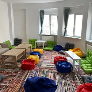  Hostel Bedsy Romania